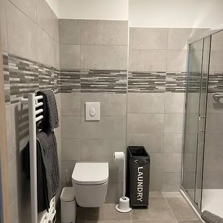 De Standing Lägenhet *